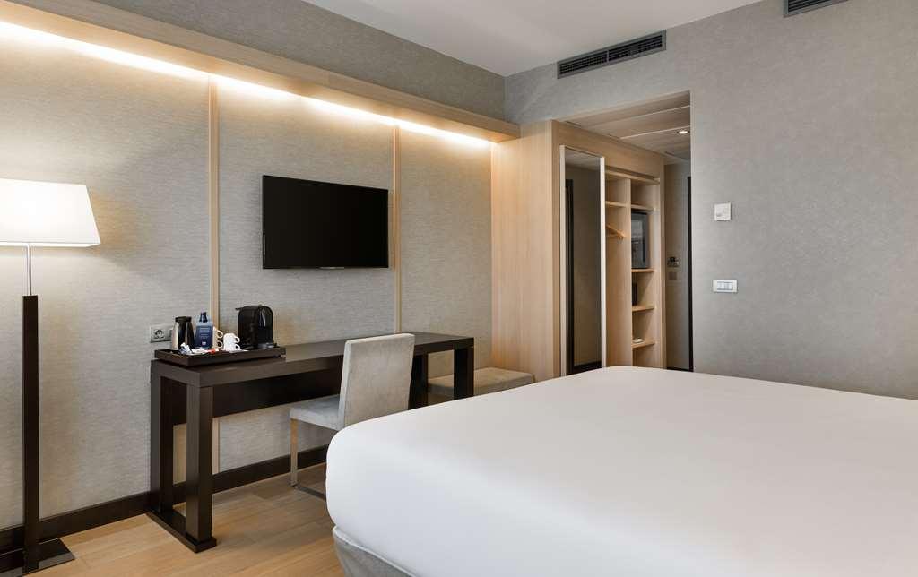 Nh Ribera Del Manzanares Hotel Madrid Phòng bức ảnh