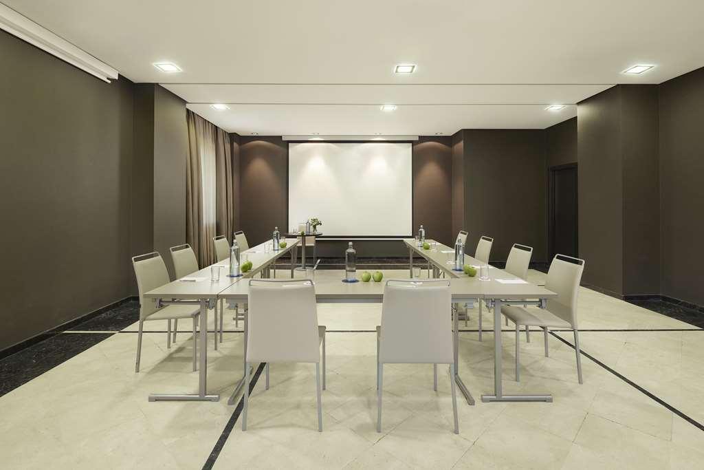 Nh Ribera Del Manzanares Hotel Madrid Tiện nghi bức ảnh