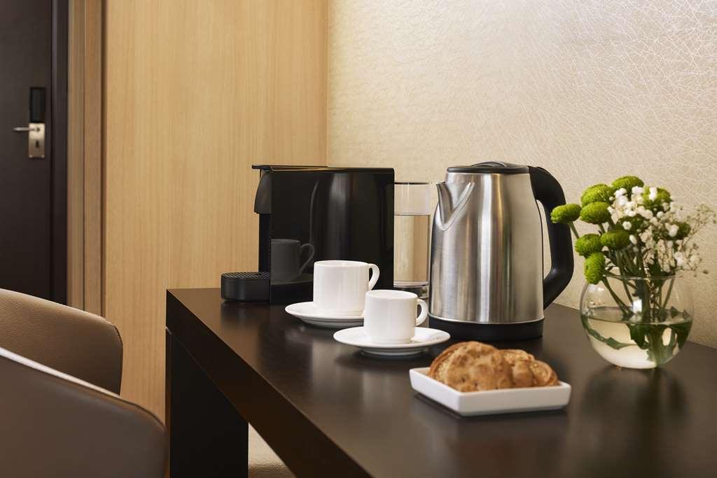 Nh Ribera Del Manzanares Hotel Madrid Phòng bức ảnh